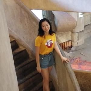 Meet your Posher, Yingjia